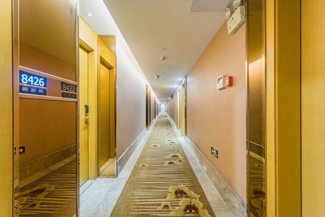 Super 8 Hotel Select Guangzhou Railway Station Xicun Subway Station Exterior foto